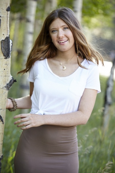 2022-Brooke-Senior-Photo-326