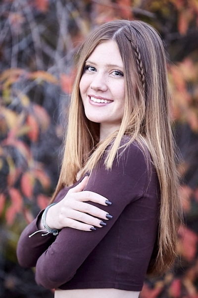 2022-Brookes-Senior-Photo-Take-2-114