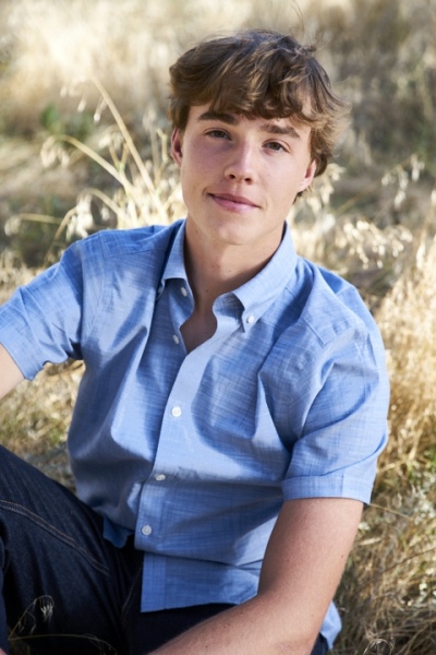 2023-Evan-Senior-Portraits-294